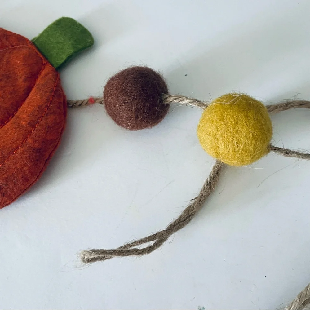 Wool Pumpkins and various color balls Garland for Fall, Thanksgiving, Halloween